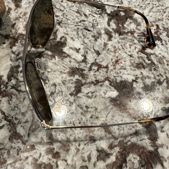 Maui Jim Cliff House Aviator Sunglasses, Gold frame - Picture 4 of 8